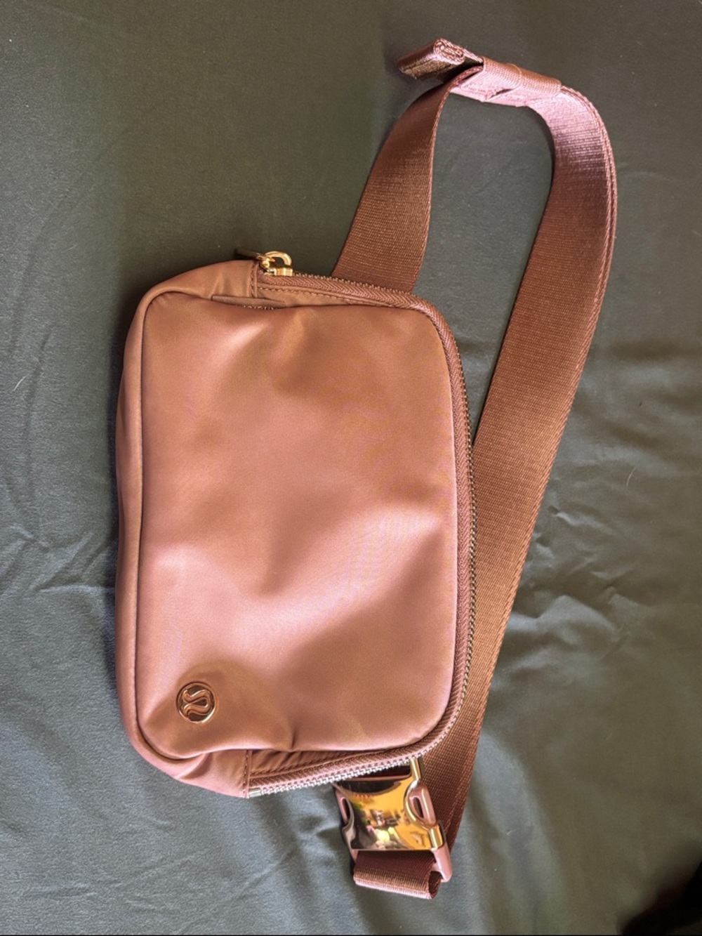 Lululemon Everywhere Belt Bag 1L (Pink/Rose Gold)